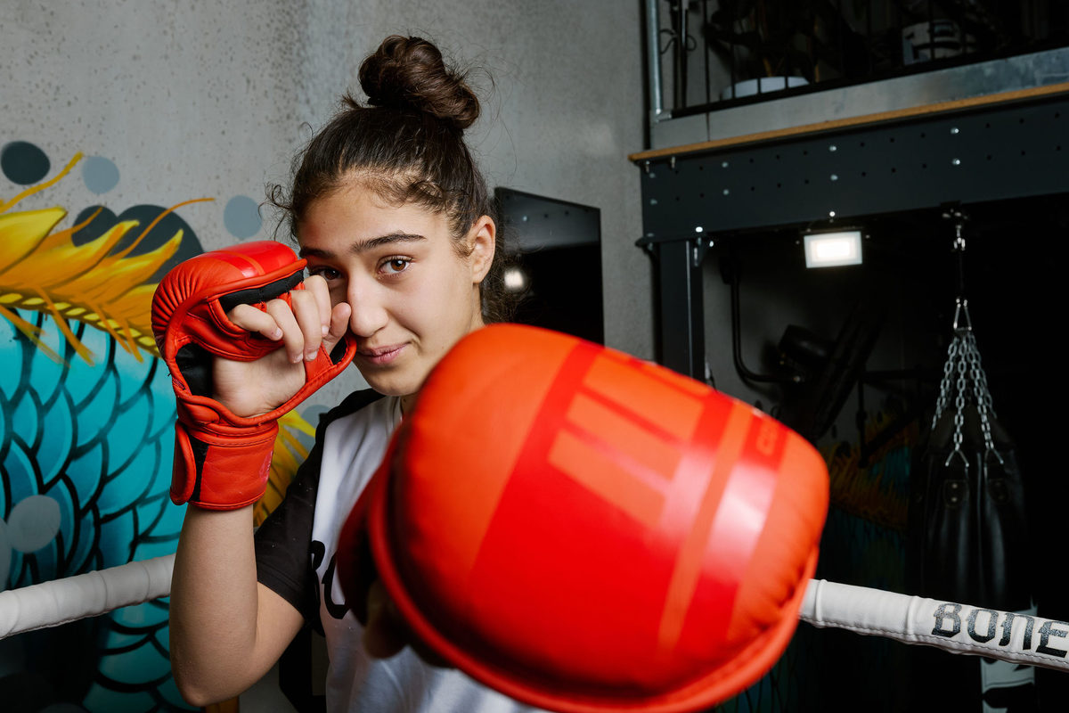 Ana Arvan throwing a jab